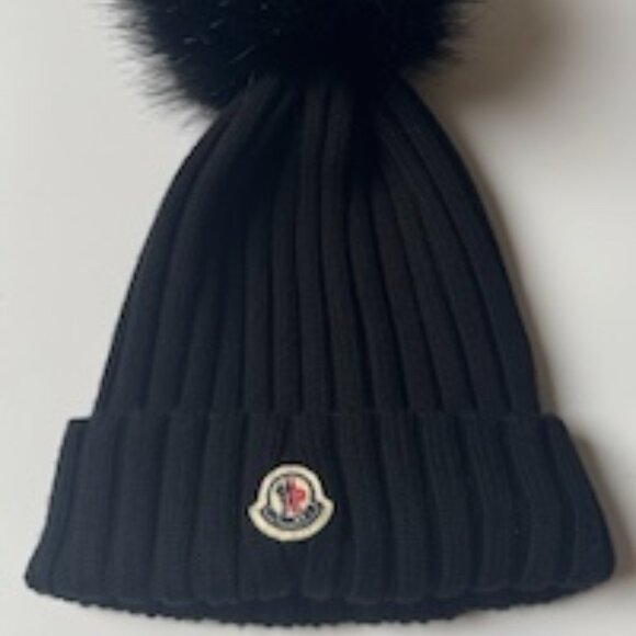 Cozy Moncler Ribbed Wool Beanie with Faux Fur Pom - Black (Never worn) - Picture 1 of 5